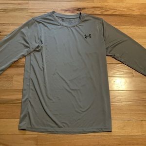 Grey HeatGear Never worn!:) Under Armour